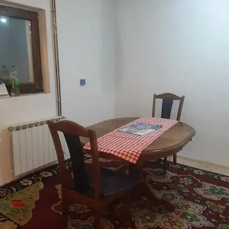 Jahorinska Planinska Kuca